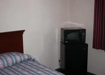 Quality Inn hotel thumbnail 6