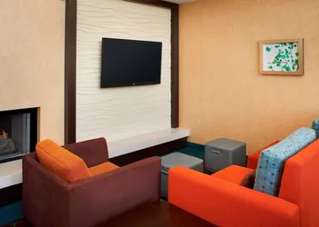 Sonesta ES Suites Chicago Waukegan Gurnee hotel thumbnail 2