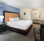Days Inn by Wyndham Mackinaw City/Bridgeview Area hotel detail image 4