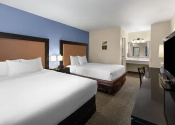 Days Inn by Wyndham Mackinaw City/Bridgeview Area hotel thumbnail 6