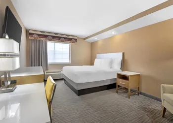 Best Western Cooperstown Inn & Suites hotel thumbnail 8