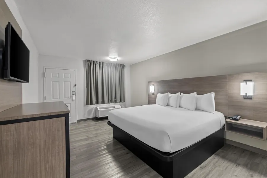 Americas Best Value Inn Austin University hotel detail image 6