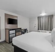 Americas Best Value Inn Austin University hotel detail image 7
