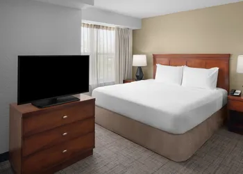 Residence Inn by Marriott Long Island Holtsville hotel thumbnail 8