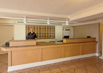 La Quinta Inn by Wyndham Costa Mesa / Newport Beach hotel thumbnail 4
