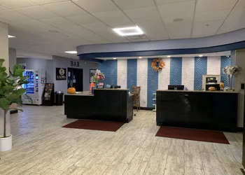 Albany Airport Inn hotel thumbnail 2