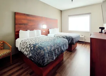 Econo Lodge Fargo - West Acres hotel thumbnail 5