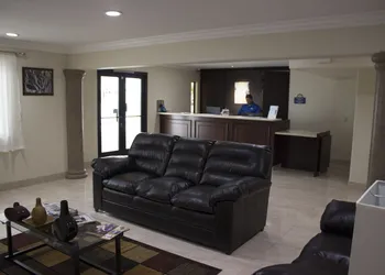 Days Inn by Wyndham Indio hotel thumbnail 4