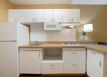Extended Stay America Suites Chicago Schaumburg Conv Center hotel thumbnail 6