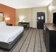 Holiday Inn Express & Suites Atlanta NE - Duluth by IHG hotel detail image 5