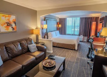 Holiday Inn Orlando East - UCF Area by IHG hotel thumbnail 5