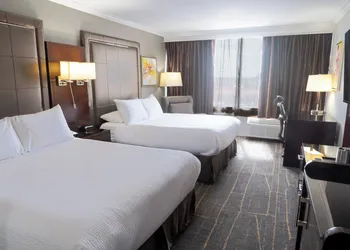 Holiday Inn Orlando East - UCF Area by IHG hotel thumbnail 8
