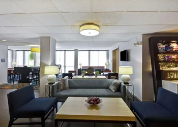 Hampton Inn Detroit/Madison Heights/South Troy hotel thumbnail 2