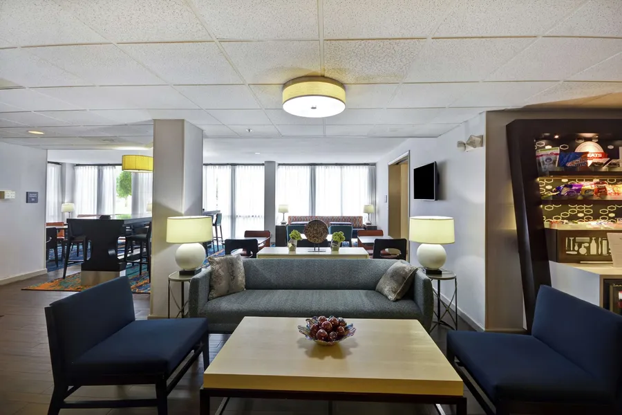 Hampton Inn Detroit/Madison Heights/South Troy hotel detail image 2