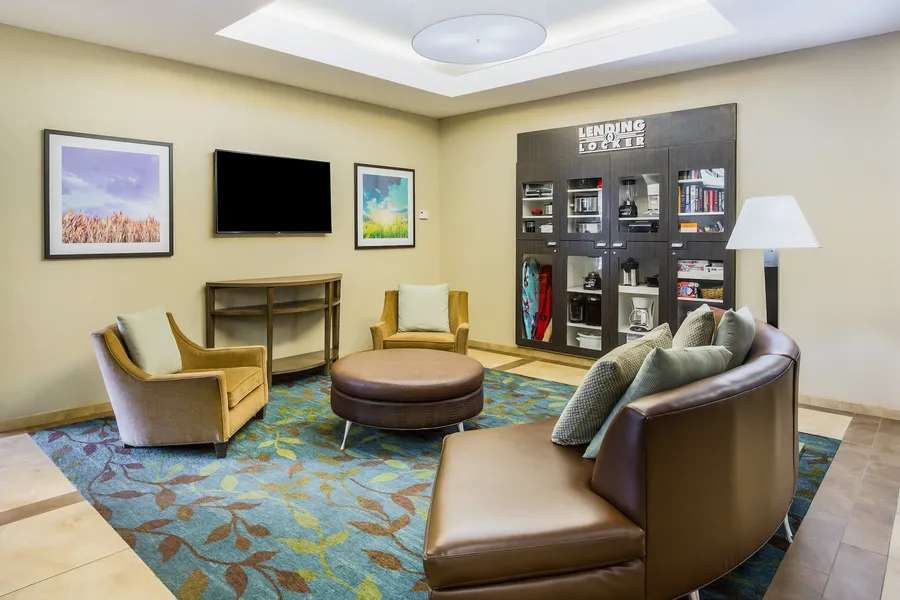 Candlewood Suites Virginia Beach Town Center by IHG hotel detail image 2
