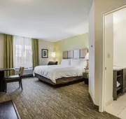 Candlewood Suites Virginia Beach Town Center by IHG hotel detail image 4