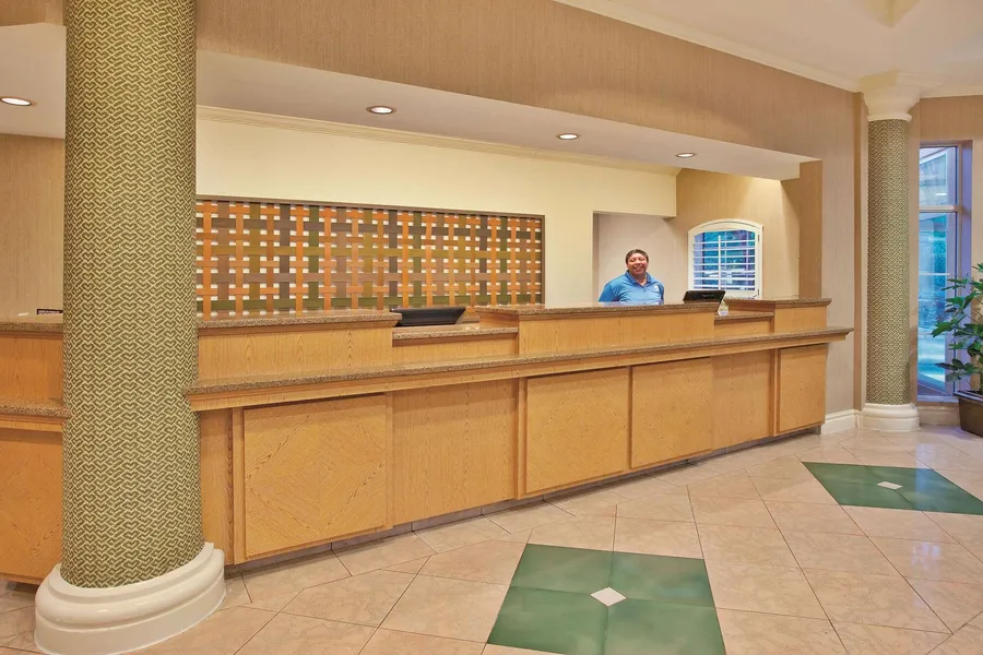 La Quinta Inn & Suites by Wyndham Winston-Salem hotel detail image 2