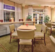 La Quinta Inn & Suites by Wyndham Winston-Salem hotel detail image 3