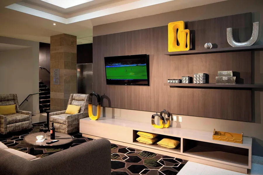 Courtyard by Marriott Miami Beach-South Beach hotel detail image 2