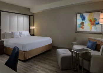 Courtyard by Marriott Miami Beach-South Beach hotel thumbnail 8