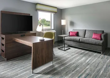 Hampton Inn & Suites Grafton hotel thumbnail 8