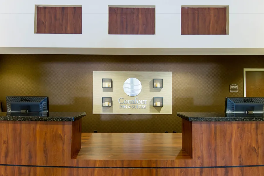 Comfort Inn & Suites Fort Myers Airport hotel detail image 2