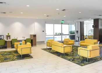 Wyndham Anaheim hotel thumbnail 4