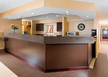 Residence Inn Cedar Rapids hotel thumbnail 2