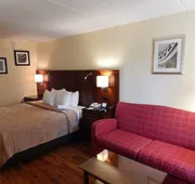 Econo Lodge Naval Station Norfolk hotel detail image 7
