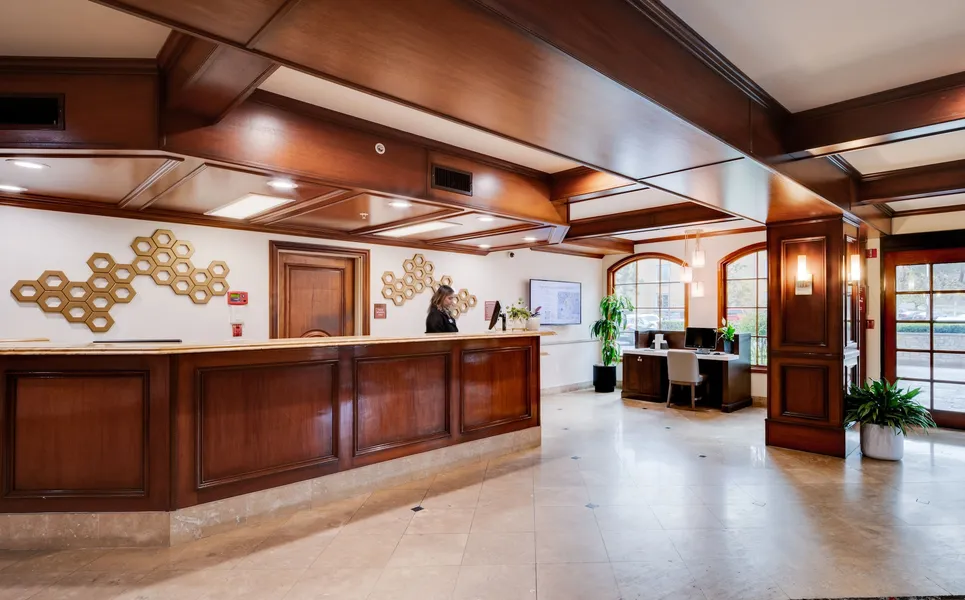 Ayres Suites Mission Viejo – Lake Forest hotel detail image 2