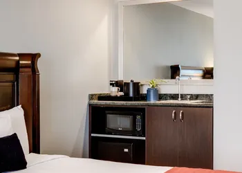 Ayres Suites Mission Viejo – Lake Forest hotel thumbnail 5