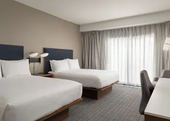 Courtyard by Marriott Brunswick hotel thumbnail 7