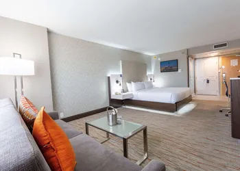 DoubleTree by Hilton Dallas - Richardson hotel thumbnail 4
