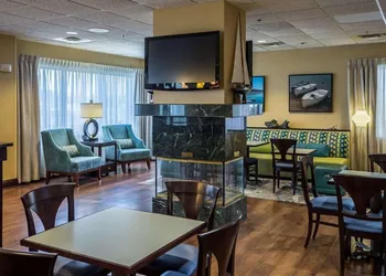 Hampton Inn Somerset hotel thumbnail 4