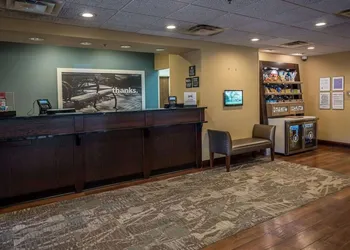 Hampton Inn Somerset hotel thumbnail 5