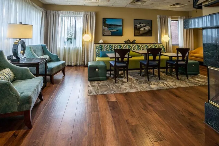 Hampton Inn Somerset hotel detail image 6