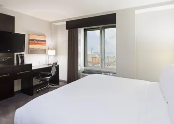 Holiday Inn NYC - Lower East Side by IHG hotel thumbnail 6