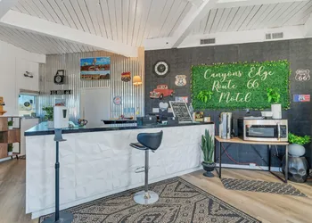 Canyons Edge Route 66 Motel hotel thumbnail 2