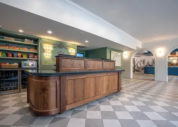 Best Western Plus French Quarter Courtyard Hotel hotel thumbnail 2