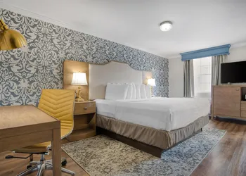 Best Western Plus French Quarter Courtyard Hotel hotel thumbnail 7