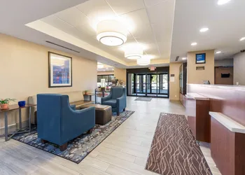 Comfort Inn Grove City - Columbus South hotel thumbnail 3