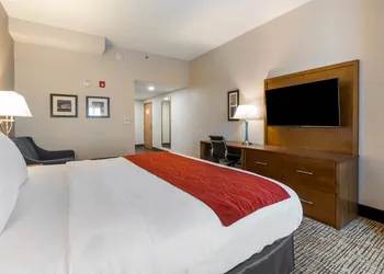 Comfort Inn Grove City - Columbus South hotel thumbnail 6