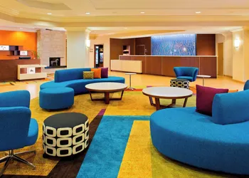 Fairfield Inn & Suites Lake Buena Vista in Marriott Village hotel thumbnail 3