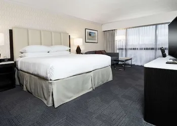 Hilton Greenville hotel thumbnail 7