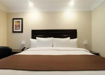 Raincross Hotel hotel thumbnail 3