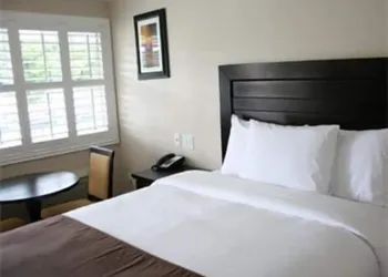 Raincross Hotel hotel thumbnail 6