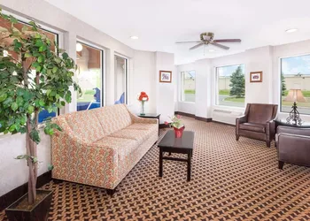 Baymont by Wyndham Howell/Brighton hotel thumbnail 2