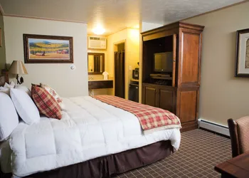The Inn at Tomichi Village hotel thumbnail 6