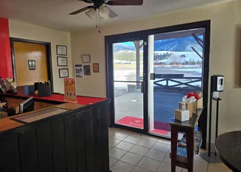 Econo Lodge Eagle Nest hotel thumbnail 5