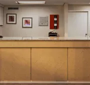 La Quinta Inn & Suites by Wyndham St. Pete-Clearwater Airpt hotel detail image 4